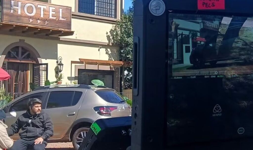 Netflix graba “En el Barro 3” en Ensenada y transforma distintos puntos de la ciudad hotel en el barro
